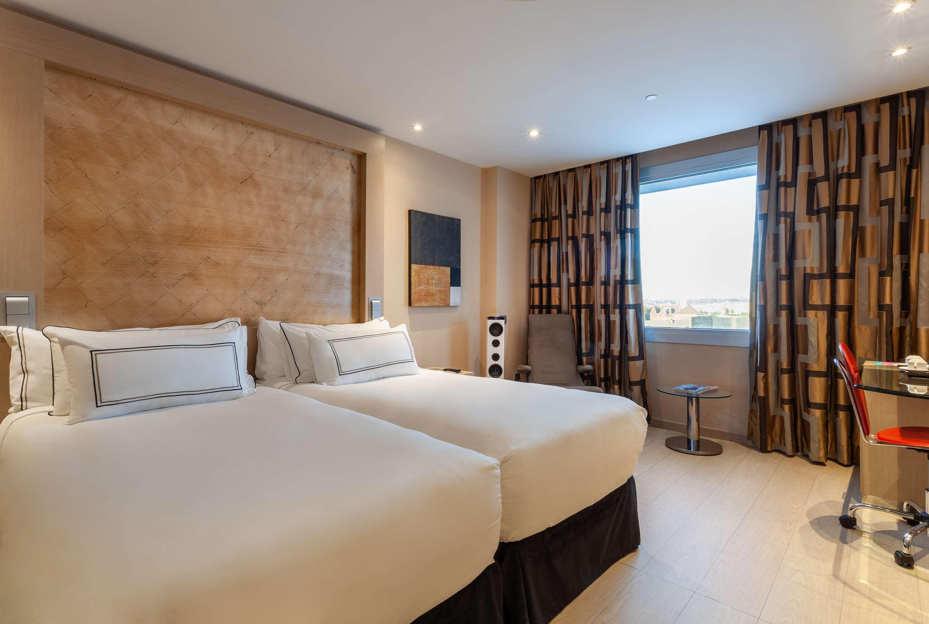 The Level At Melia Sevilla Buitenkant foto