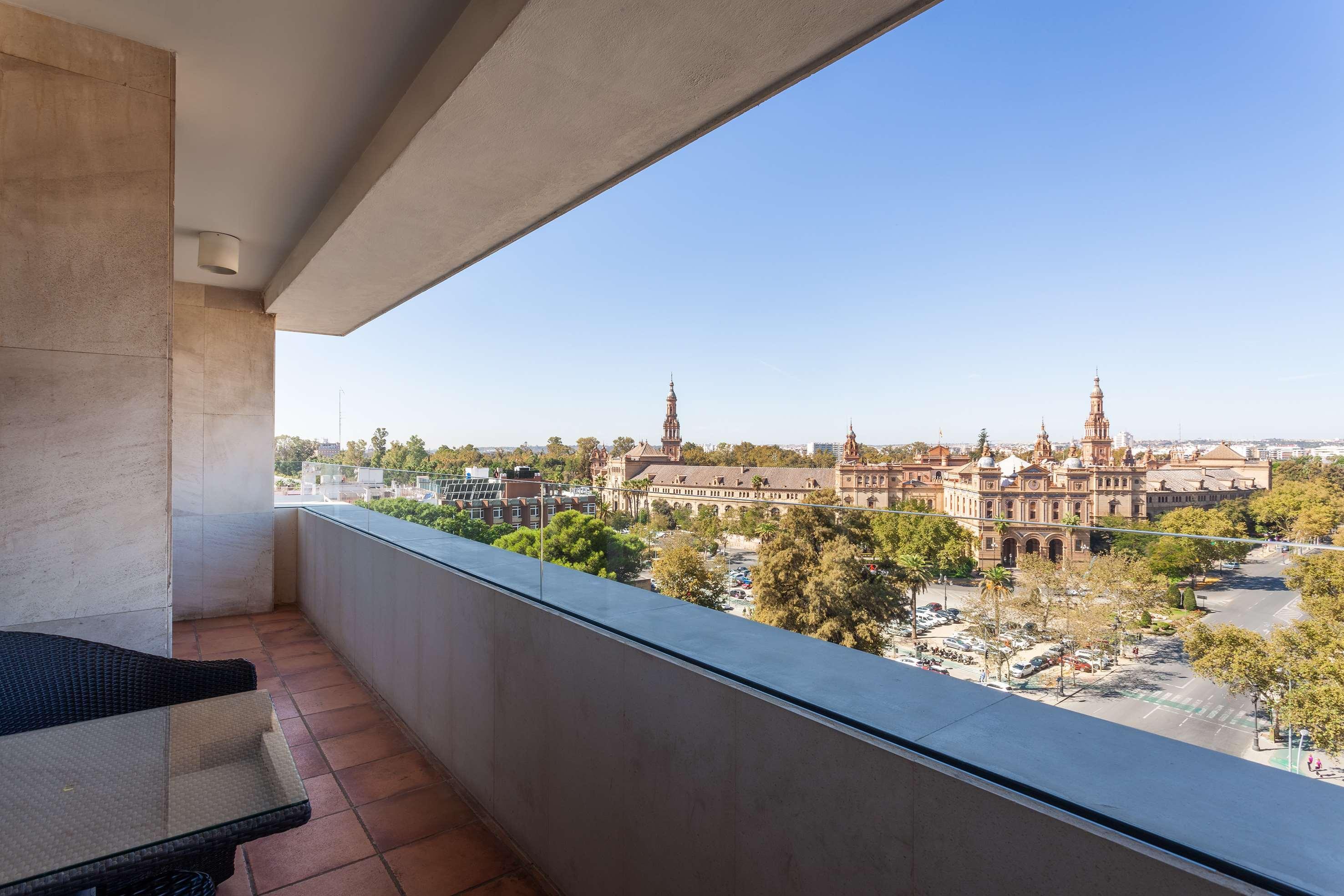 The Level At Melia Sevilla Buitenkant foto