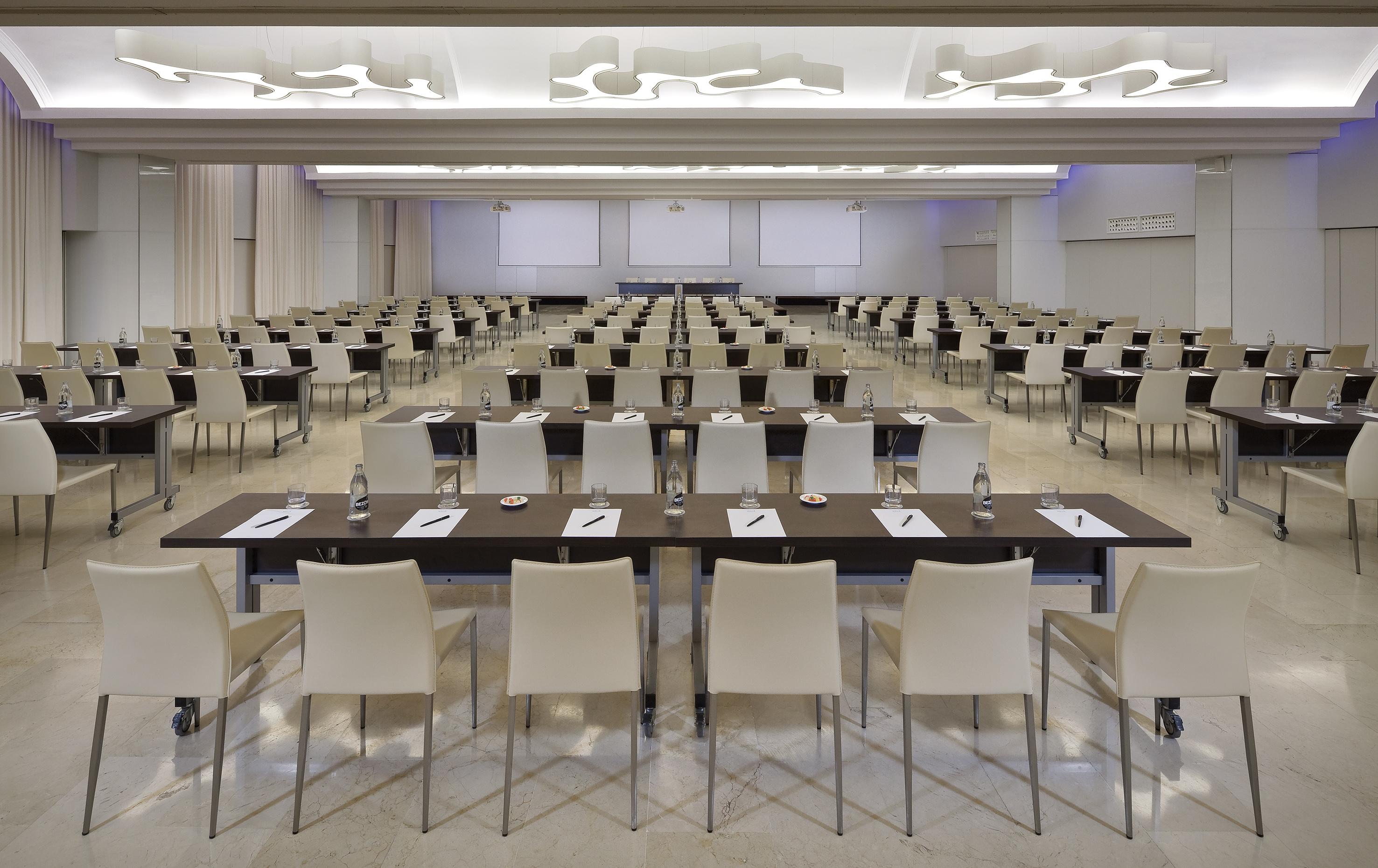 The Level At Melia Sevilla Buitenkant foto